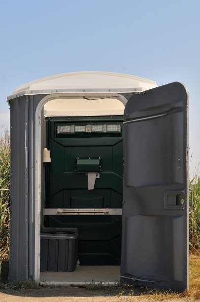 Best Porta potty delivery and setup  in Woburn, MA